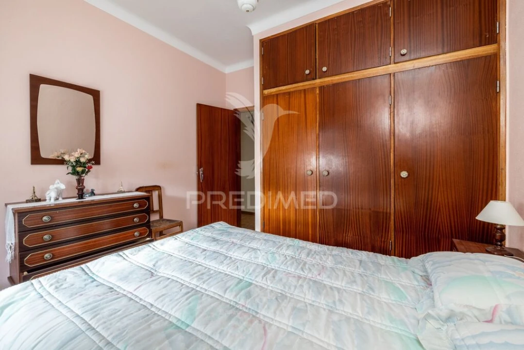 Moradia T5 para Venda em Alcobaça e Vestiaria Foto 19