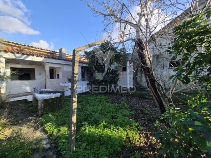 Moradia T3 para Venda em Quinta do Anjo Foto 2