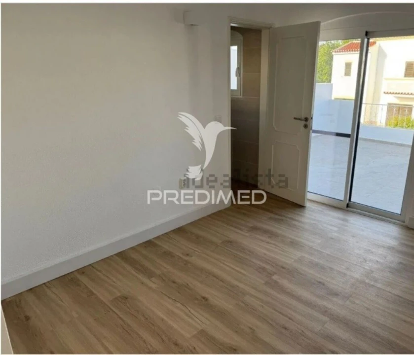 Moradia T3 para Venda em Altura Foto 6