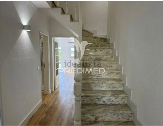 Moradia T3 para Venda em Altura Foto 2