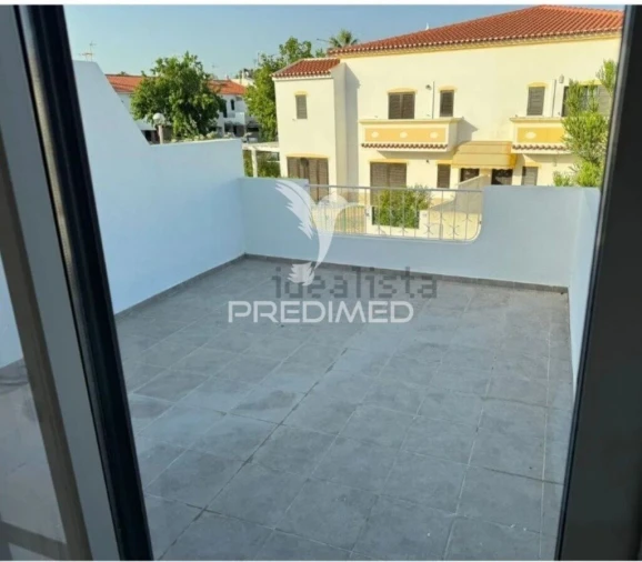 Moradia T3 para Venda em Altura Foto 8