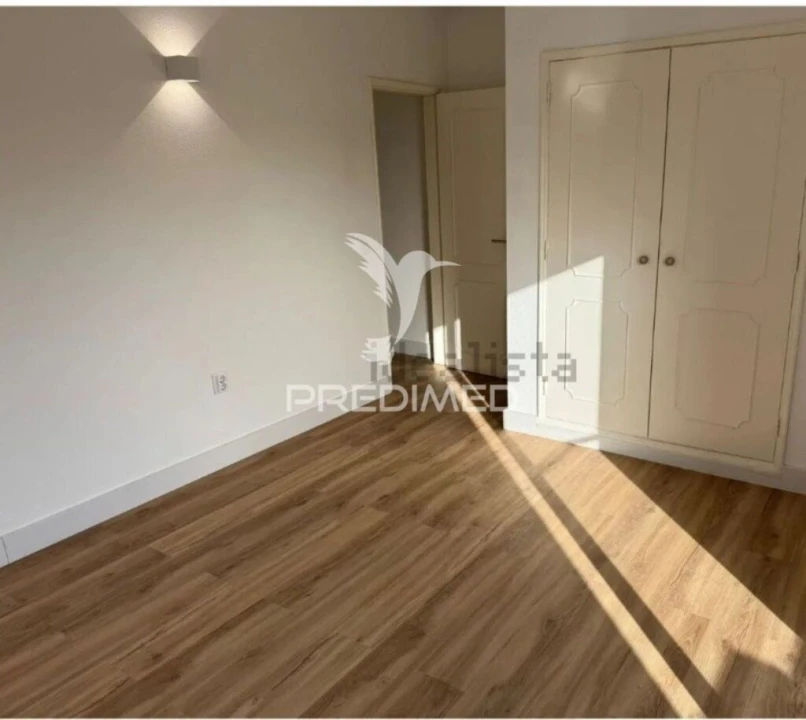 Moradia T3 para Venda em Altura Foto 4