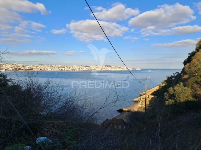 Prédio para Venda em Almada, Cova da Piedade, Pragal e Cacilhas Foto 19
