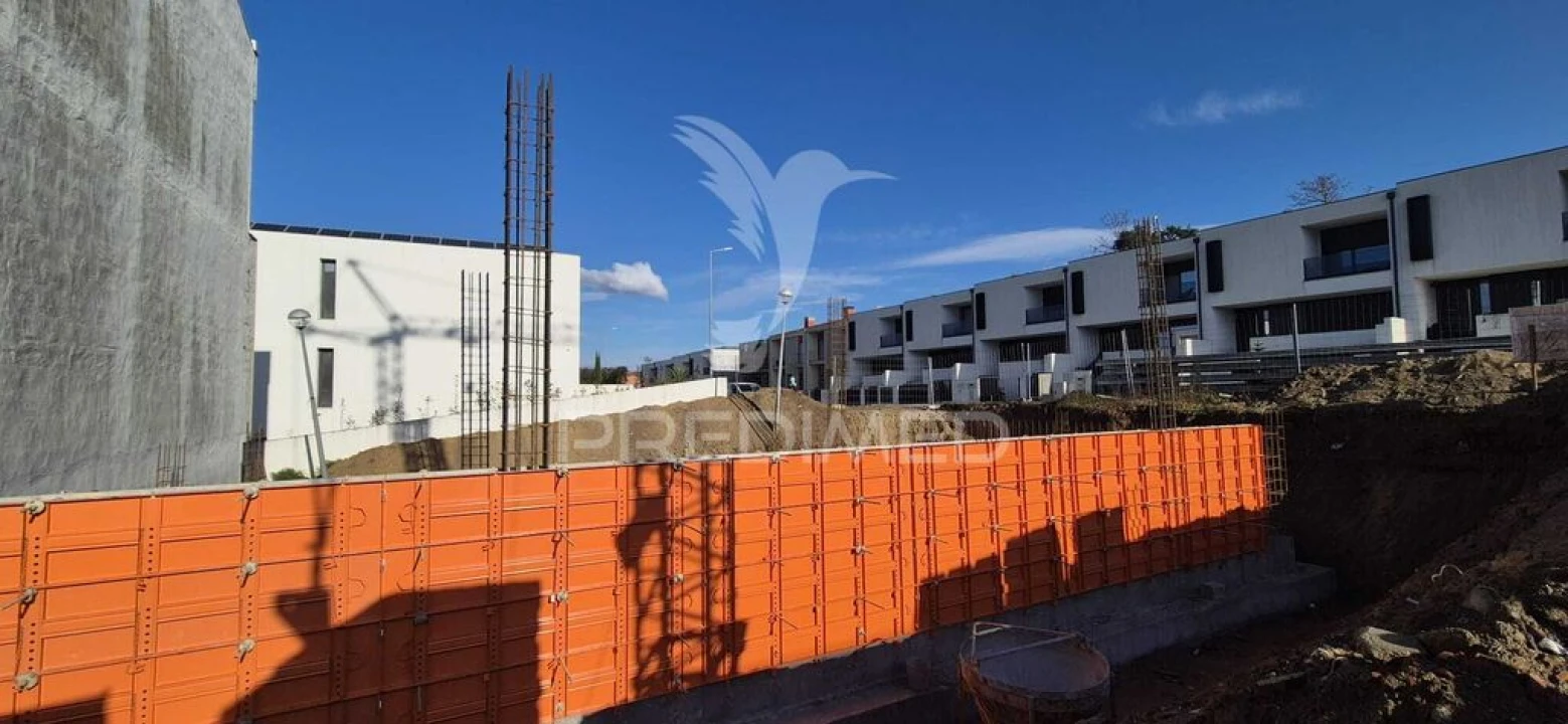 Apartamento T2 para Venda em Soutelo Foto 8