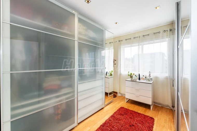 Moradia T4 para Venda em Aguas Santas Foto 28