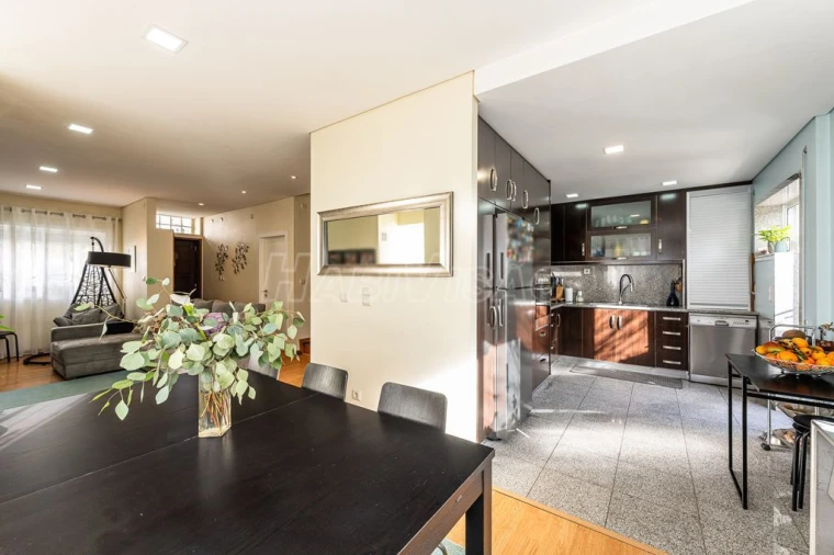 Moradia T4 para Venda em Aguas Santas Foto 7