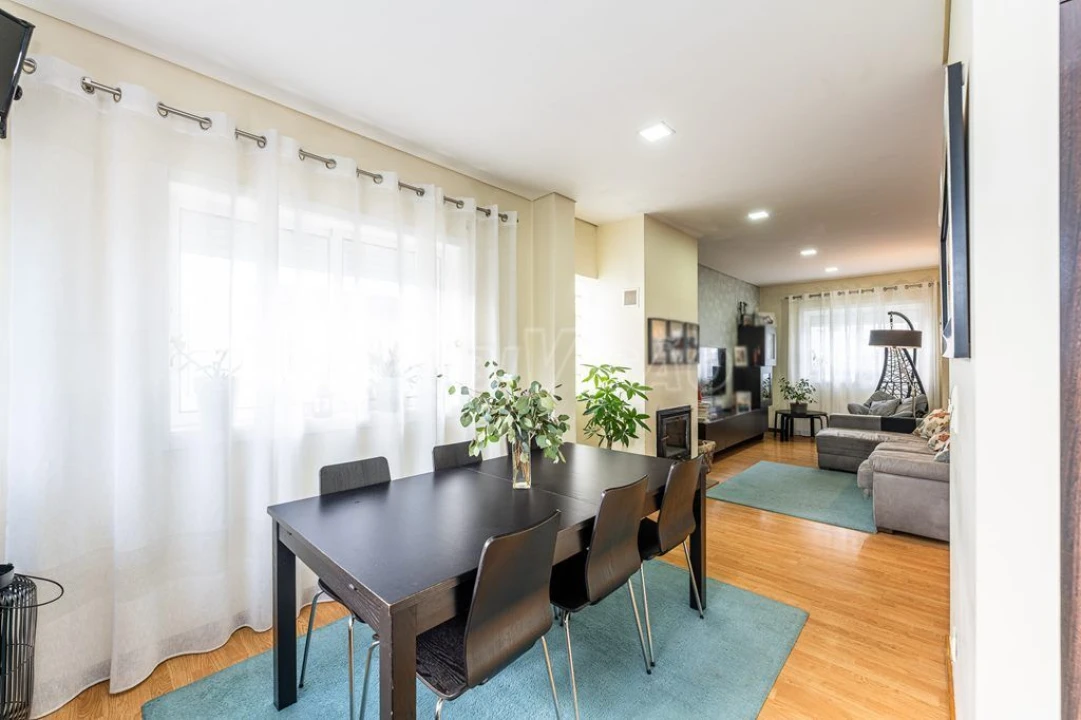 Moradia T4 para Venda em Aguas Santas Foto 12