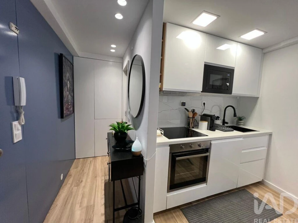 Apartamento T1 para Venda em Buarcos Foto 4