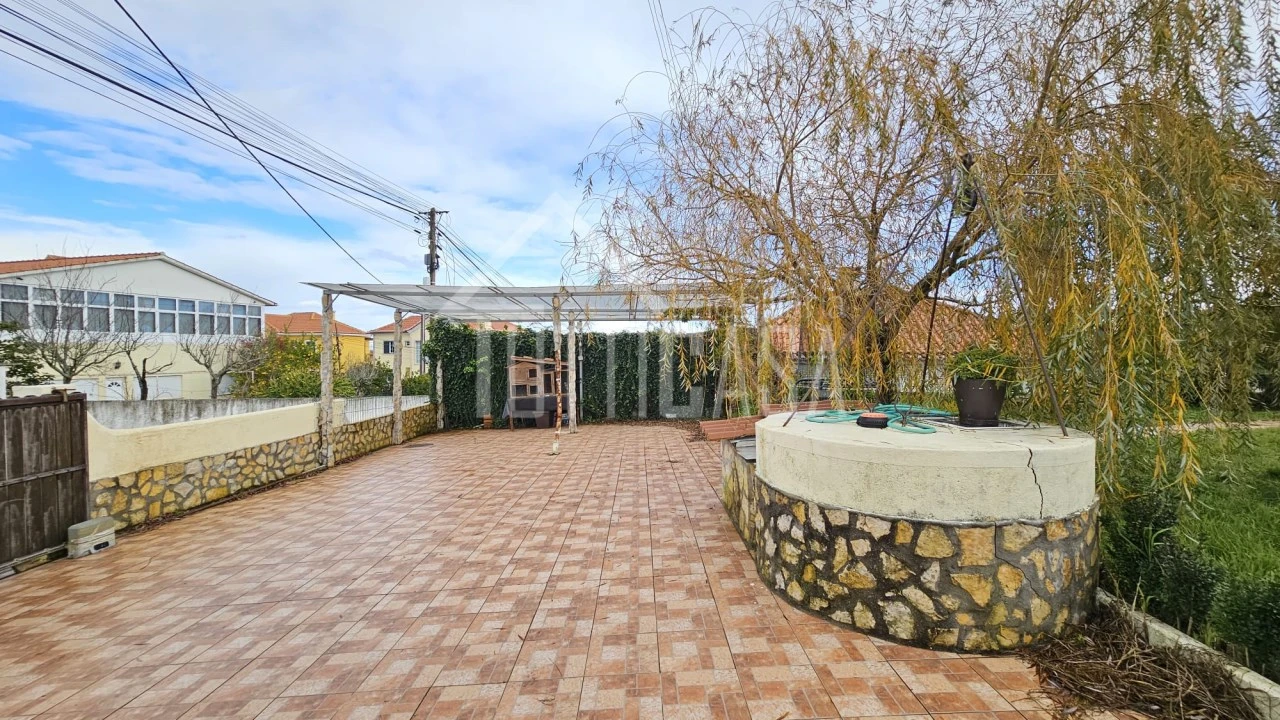 Moradia T3 para Venda em Venda do Pinheiro e Santo Estêvão das Galés Foto 5