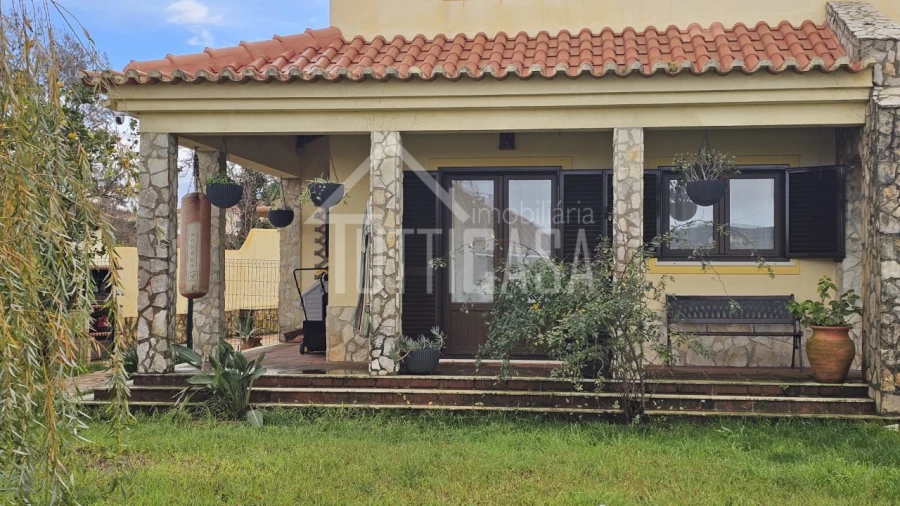 Moradia T3 para Venda em Venda do Pinheiro e Santo Estêvão das Galés Foto 56