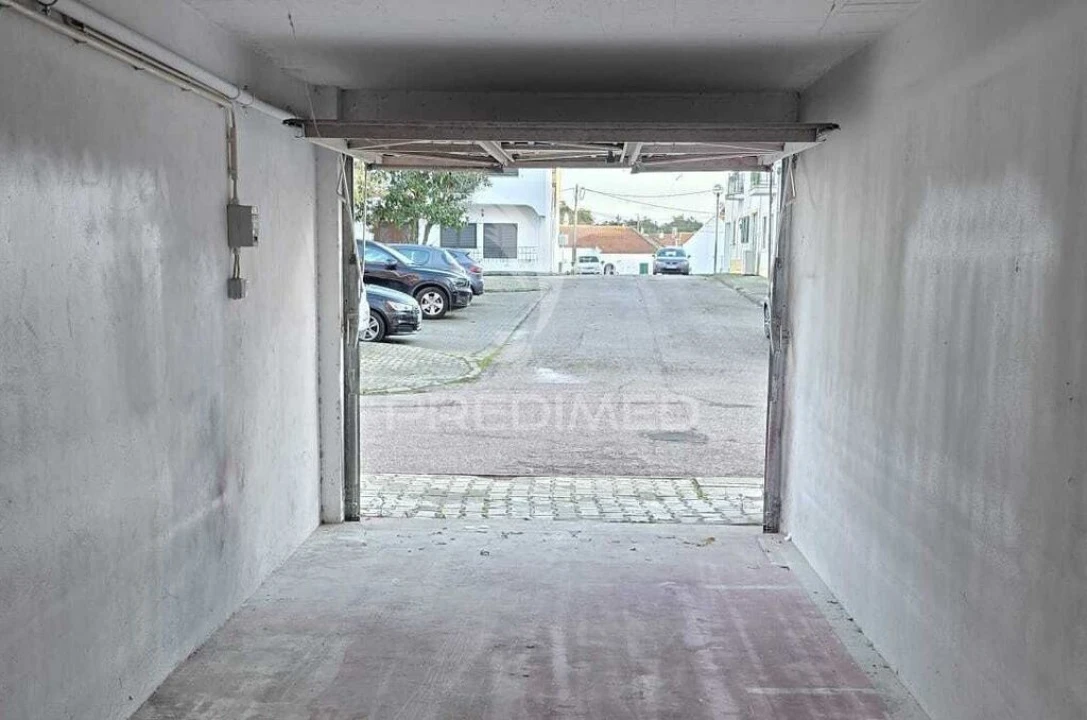 Garagem para Venda em Grândola e Santa Margarida da Serra Foto 4