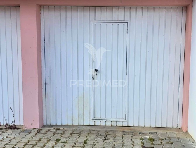 Garagem para Venda em Grândola e Santa Margarida da Serra Foto 1