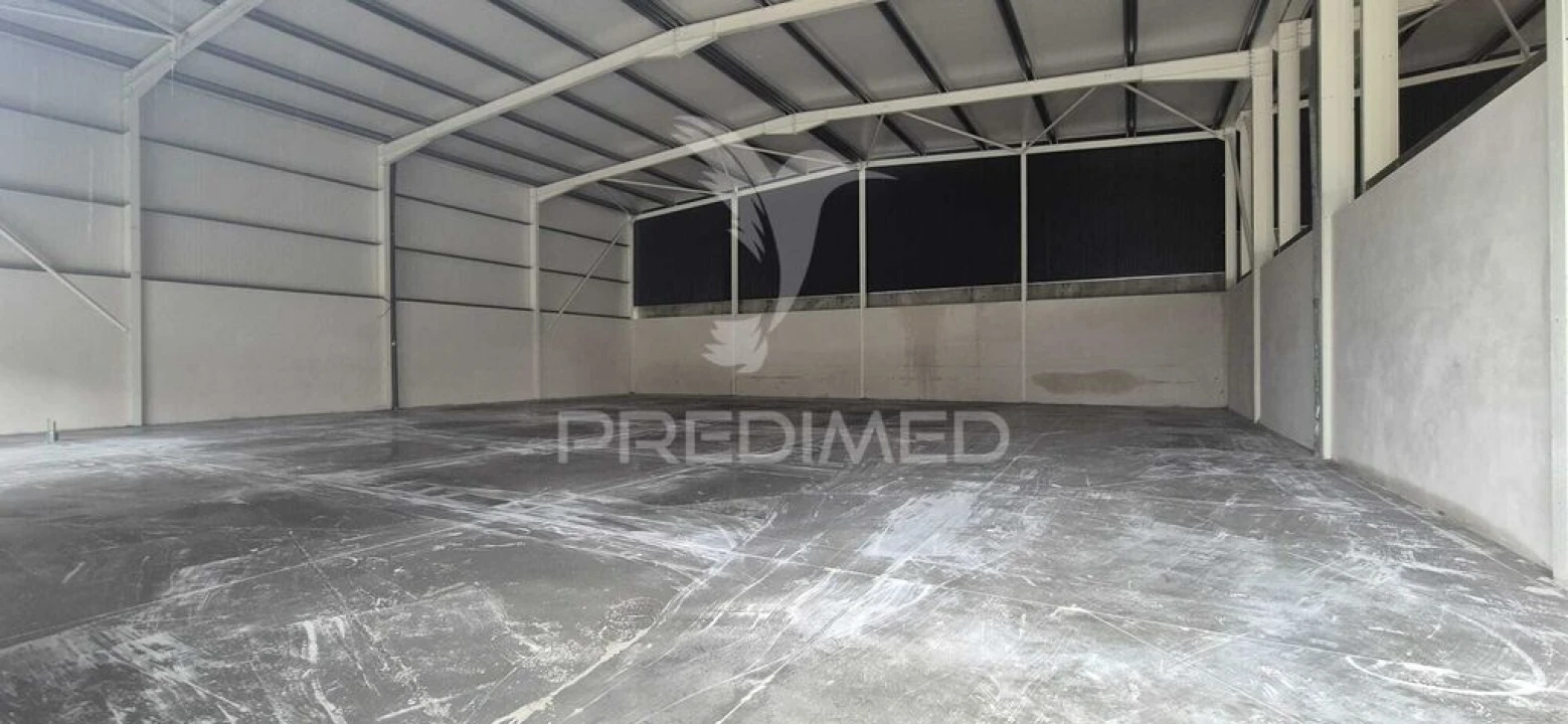 Armazém para Venda em Monsul Foto 12