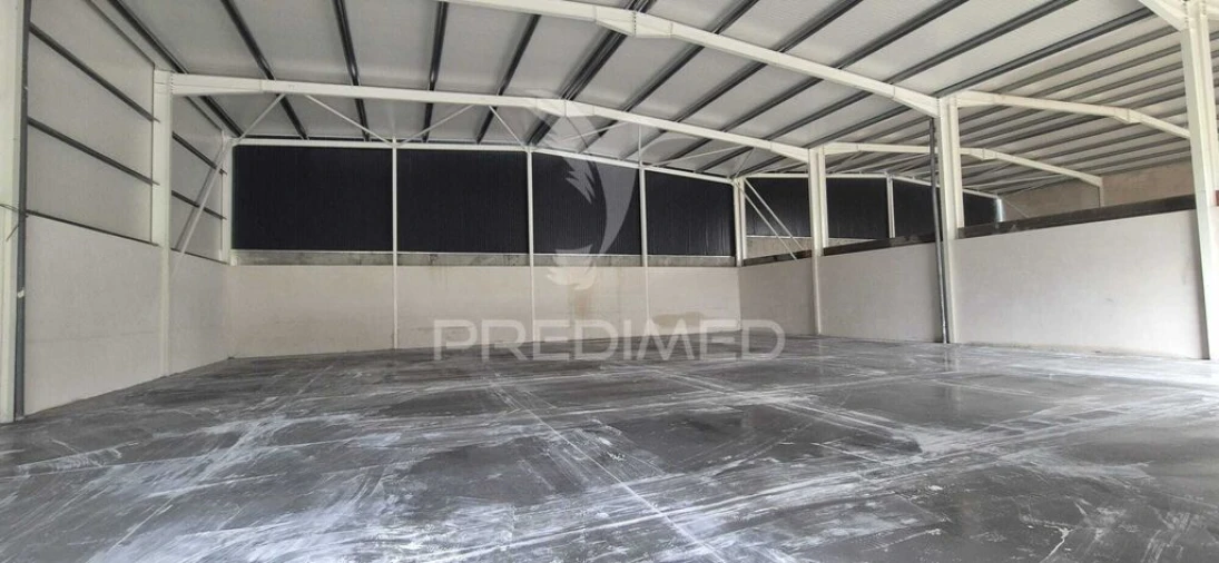 Armazém para Venda em Monsul Foto 10