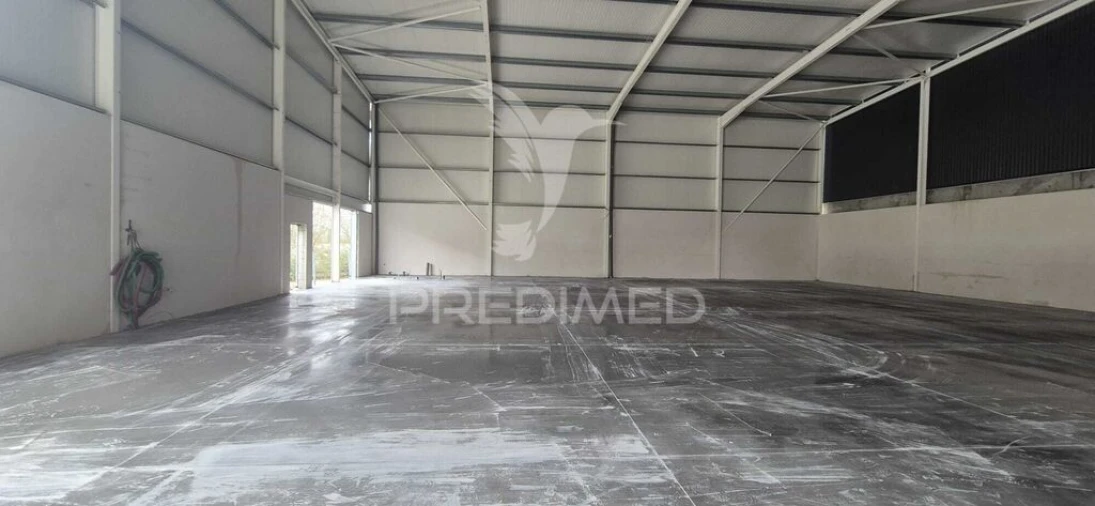 Armazém para Venda em Monsul Foto 11