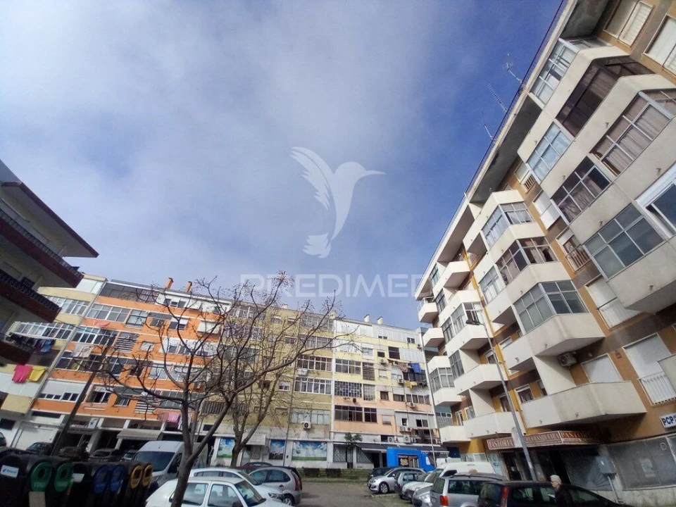 Apartamento T2 para Venda em Laranjeiro e Feijó Foto 15