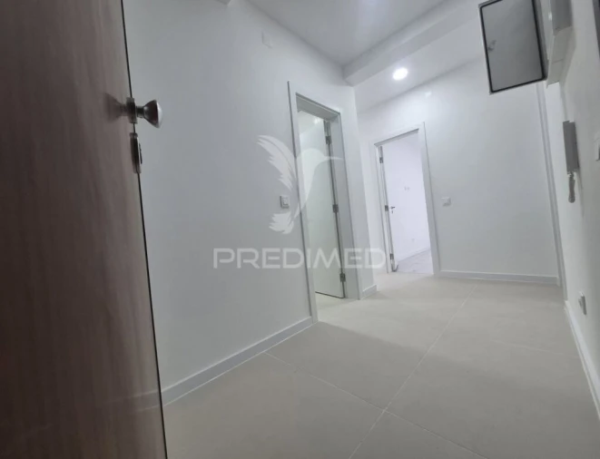 Apartamento T2 para Venda em Laranjeiro e Feijó Foto 7