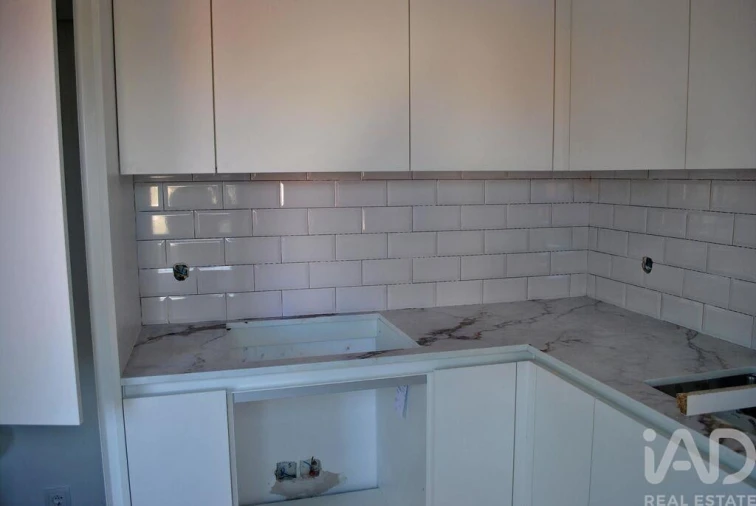 Apartamento T2 para Venda em Quinta do Conde Foto 8