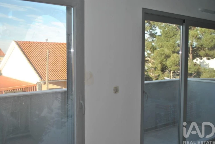 Apartamento T2 para Venda em Quinta do Conde Foto 5