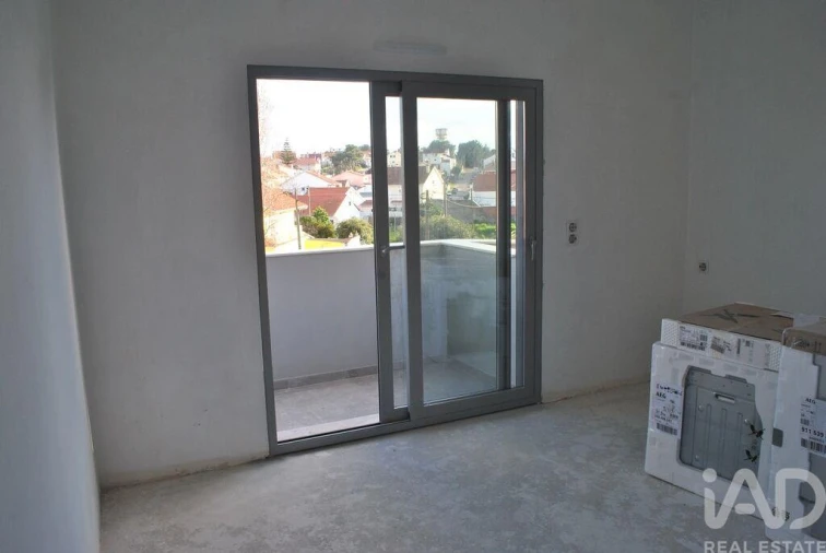 Apartamento T2 para Venda em Quinta do Conde Foto 6
