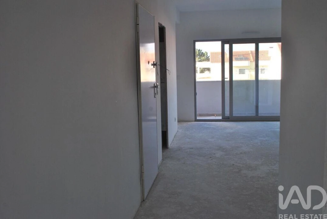 Apartamento T2 para Venda em Quinta do Conde Foto 10