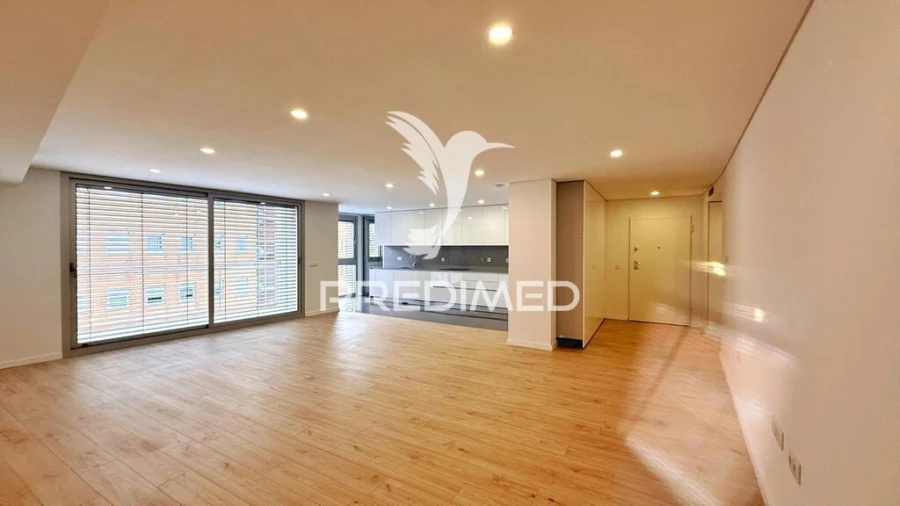 Apartamento T3 para Venda em Azurem Foto 1