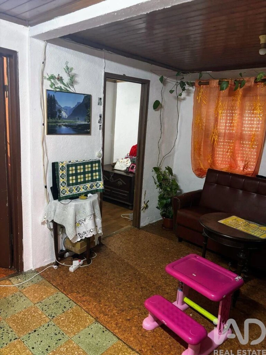 Moradia T2 para Venda em Tabua Foto 4