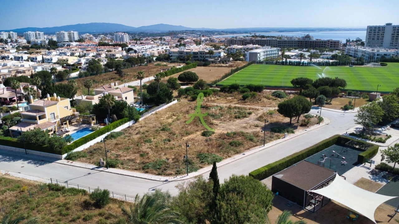 Terreno para Venda em Lagos (São Sebastião e Santa Maria) Foto 7