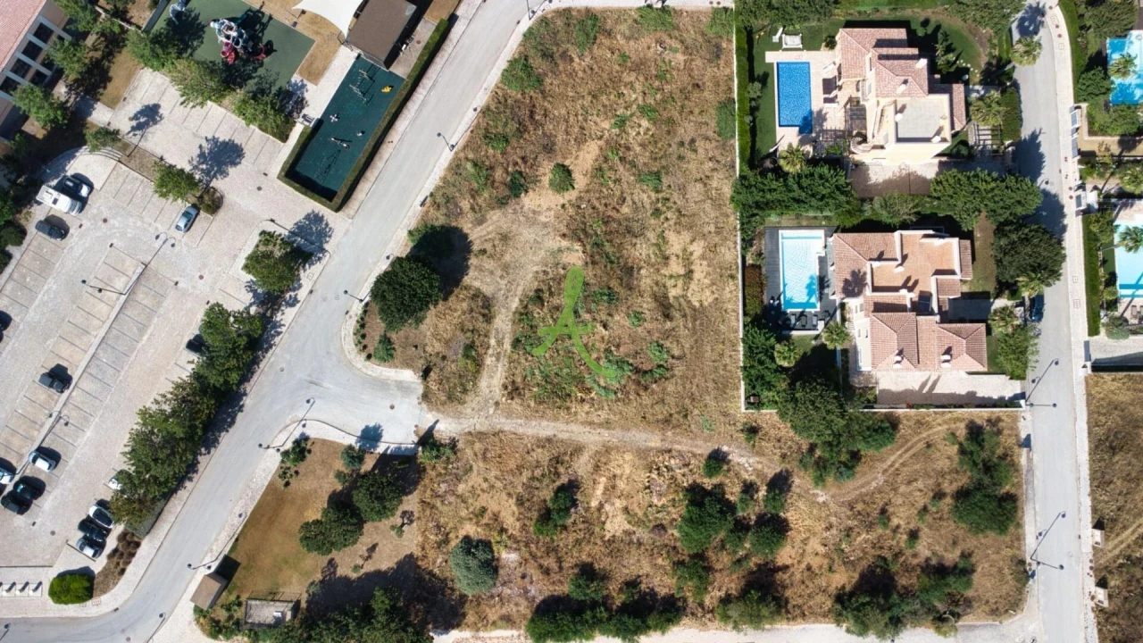 Terreno para Venda em Lagos (São Sebastião e Santa Maria) Foto 8