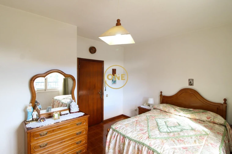 Moradia T3 para Venda em Quinta Grande Foto 12