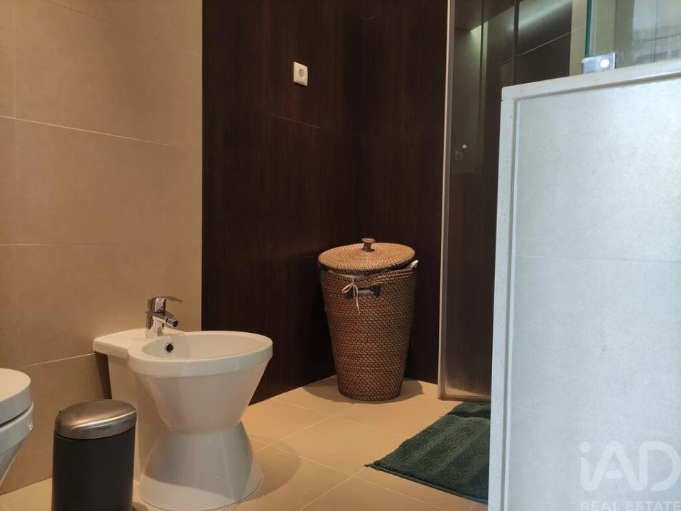 Moradia T3 para Arrendamento em Ferreiras Foto 26