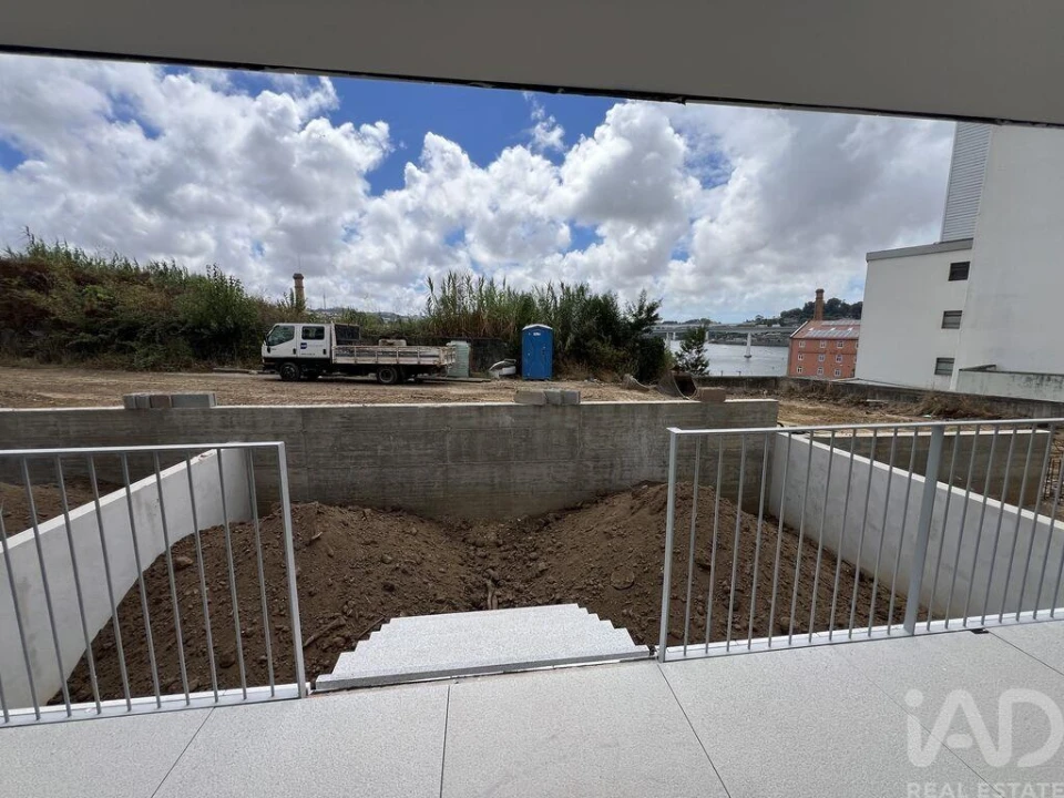 Apartamento T2 para Venda em Gondomar (São Cosme), Valbom e Jovim Foto 1