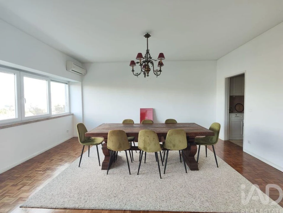 Apartamento T4 para Arrendamento em Avenidas Novas Foto 7