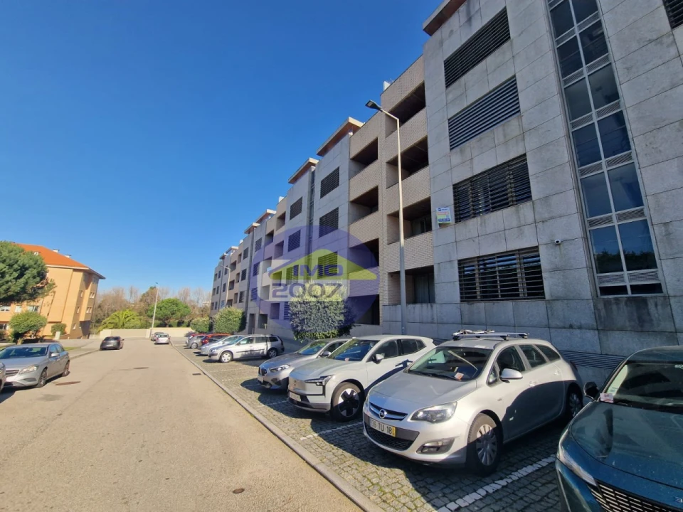 Apartamento T2 para Venda em São Felix da Marinha Foto 1