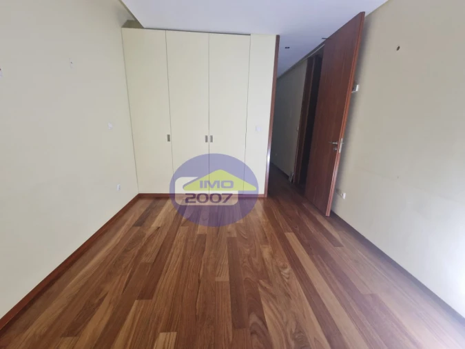 Apartamento T2 para Venda em São Felix da Marinha Foto 17