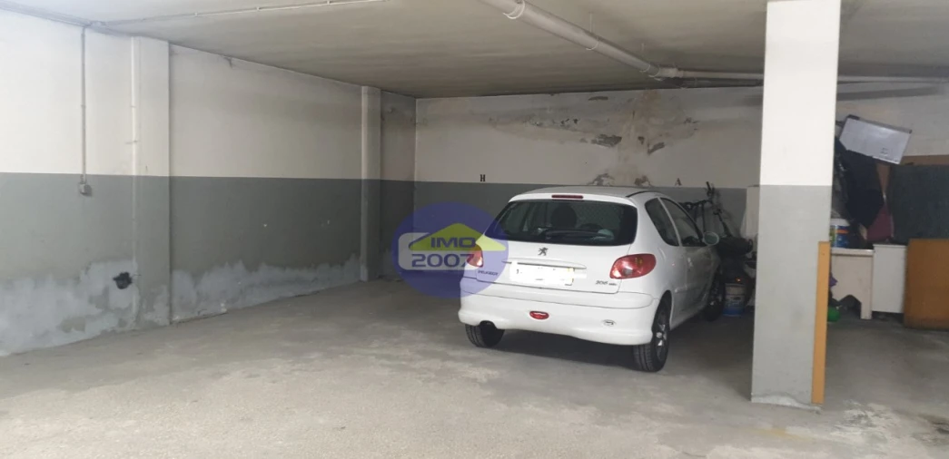 Apartamento T2 para Venda em Grijó e Sermonde Foto 10