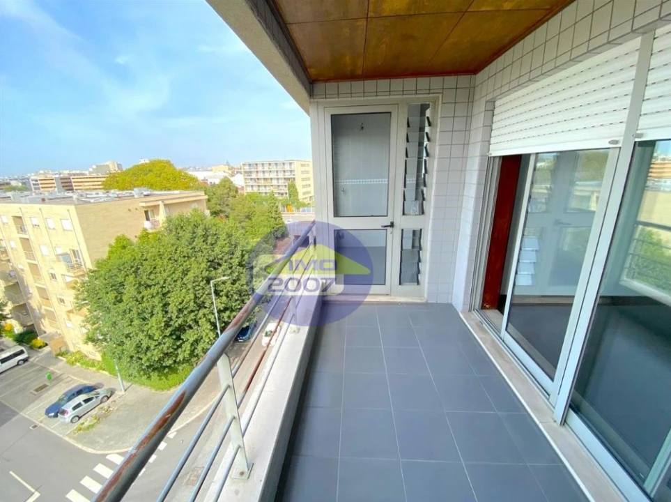 Apartamento T2 para Venda em Santa Marinha e São Pedro da Afurada Foto 2