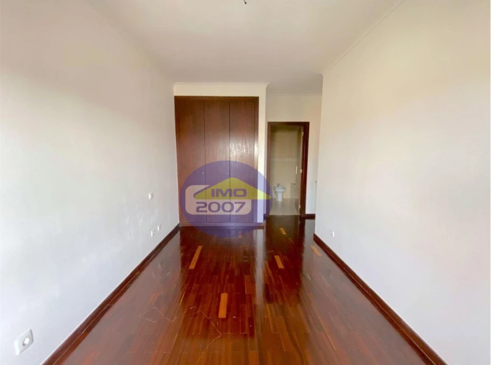 Apartamento T2 para Venda em Santa Marinha e São Pedro da Afurada Foto 16