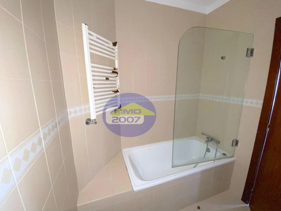 Apartamento T2 para Venda em Santa Marinha e São Pedro da Afurada Foto 18