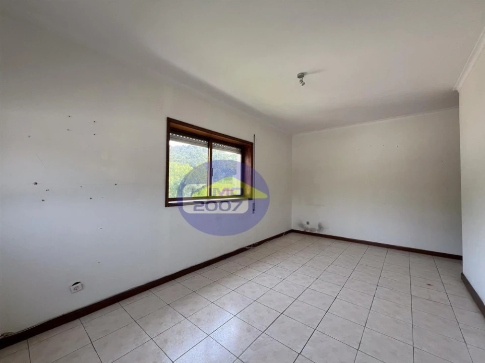 Apartamento T3 para Venda em Serzedo e Perosinho Foto 9