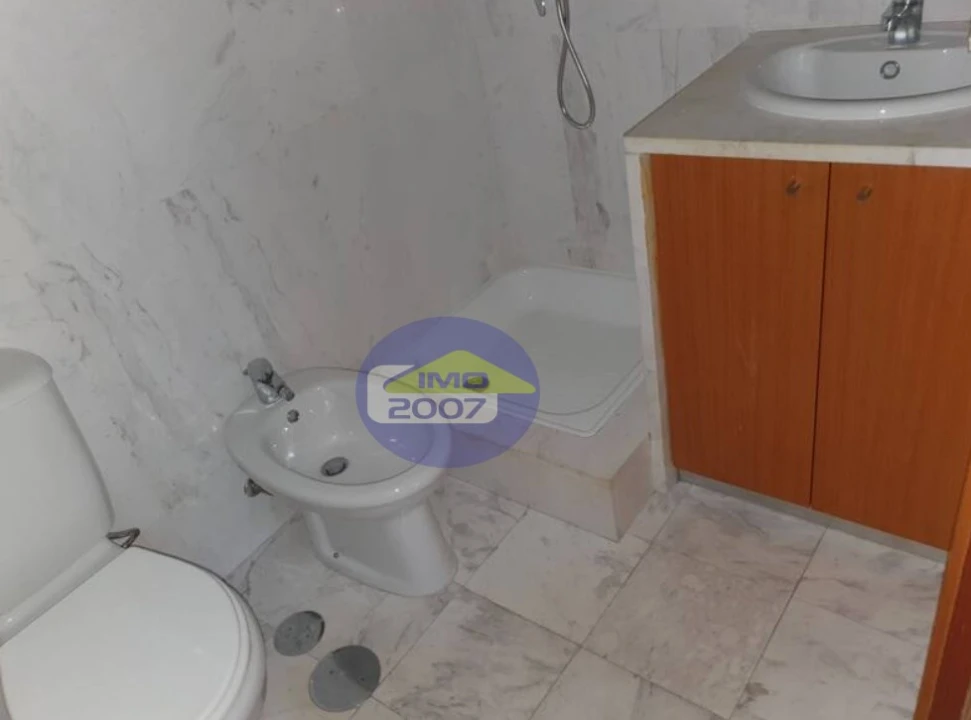 Apartamento T3 para Venda em Oliveira do Douro Foto 11