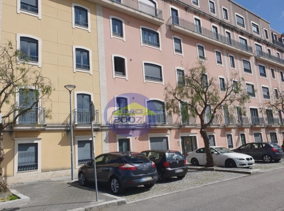 Apartamento T3 para Venda em Oliveira do Douro Foto 14