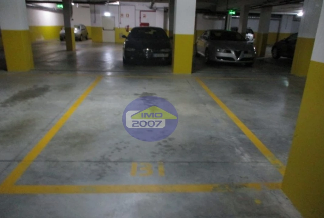 Apartamento T4 para Venda em Oliveira do Douro Foto 21