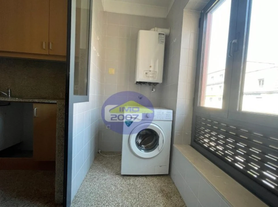 Apartamento T2 para Venda em Oliveira do Douro Foto 4