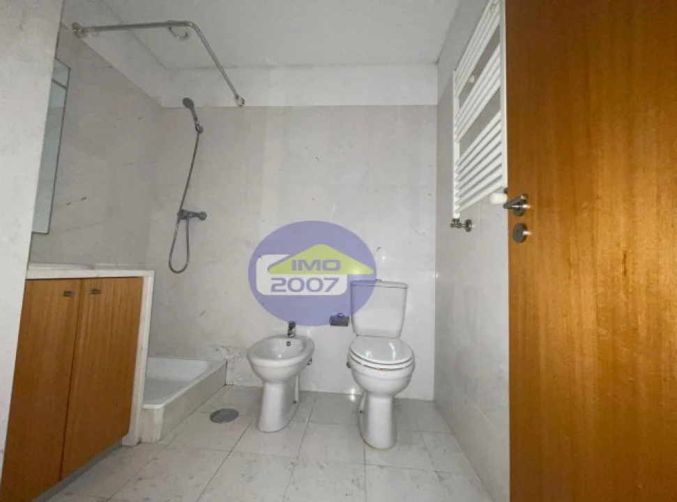 Apartamento T2 para Venda em Oliveira do Douro Foto 18