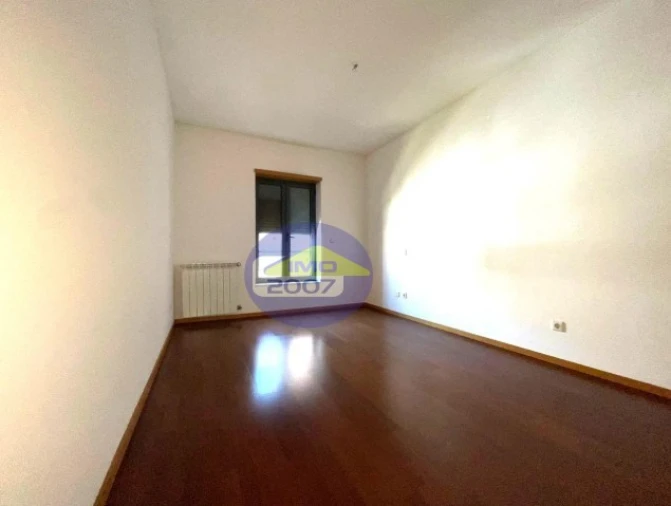 Apartamento T2 para Venda em Oliveira do Douro Foto 10