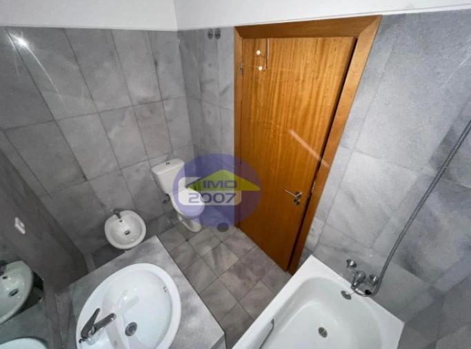 Apartamento T2 para Venda em Oliveira do Douro Foto 16