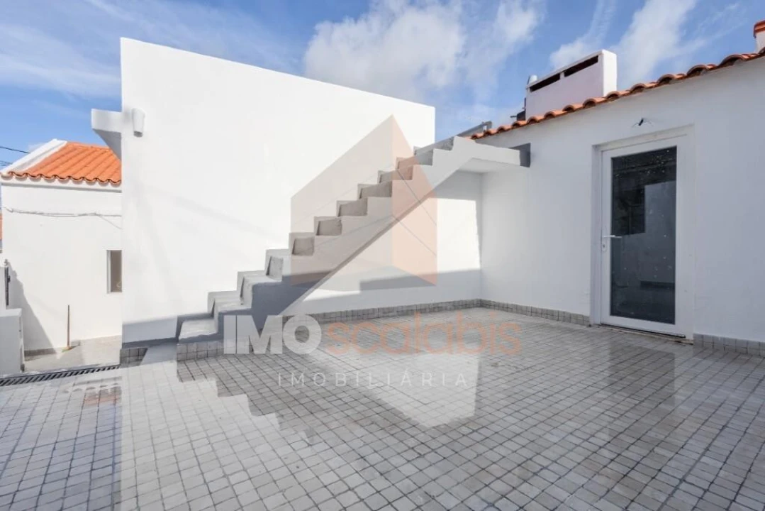 Moradia T3 para Venda em Vale de Santarem Foto 26