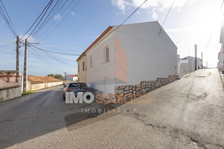 Moradia T3 para Venda em Vale de Santarem