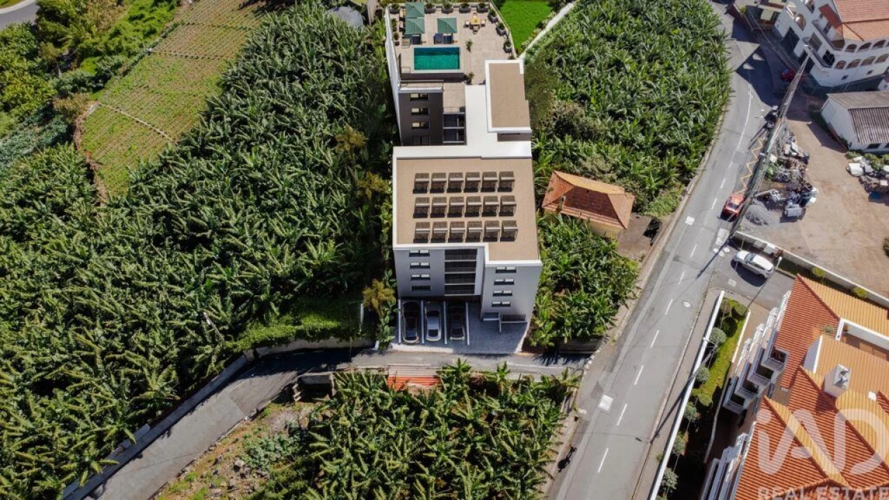 Apartamento T1 para Venda em Camara de Lobos Foto 5